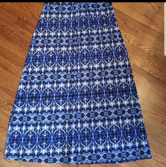 Dress Barn Beaded Neck Maxi Dress - Picture 5 of 11